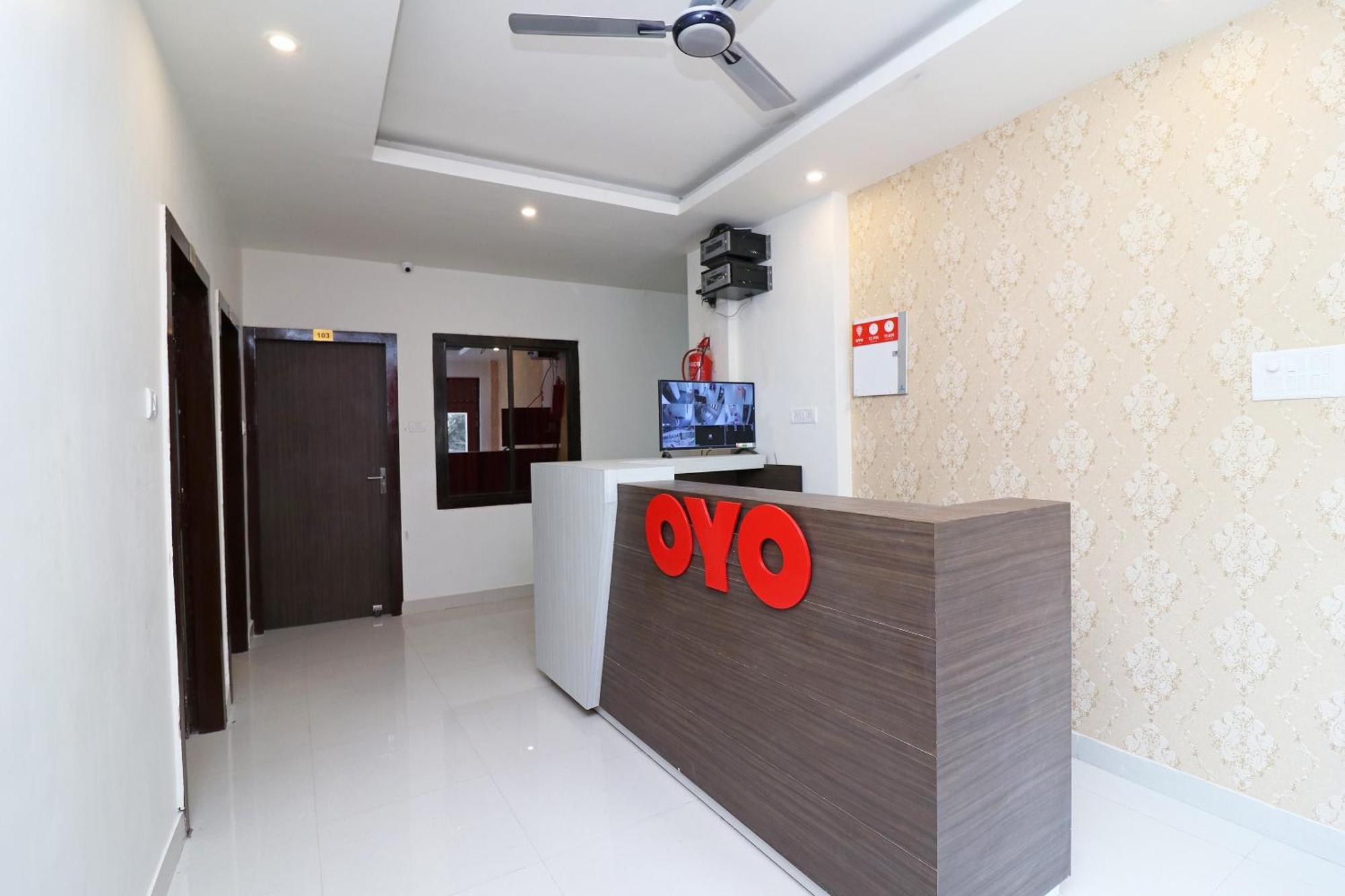 Oyo Paradise Inn Allāhābād Junction Eksteriør billede